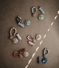 Mushie Finger Toothbrush Clay/Sand - Vingertandenborstel Baby - 2 Stuks Per Verpakking - Tandenborstel Siliconen -Mondverzorgings Winkel 1035x1200 2