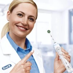 Oral B Oral-B CrossAction - Met CleanMaximiser-technologie - Opzetborstels - 4 Stuks 21 Oral B Oral-B CrossAction - Met CleanMaximiser-technologie - Opzetborstels - 4 Stuks -Mondverzorgings Winkel 1198x1200 110