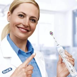 Oral B Oral-B 3D White - Met CleanMaximiser-technologie - Opzetborstels - 4 Stuks -Mondverzorgings Winkel 1198x1200 82