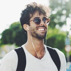 Colgate® Colgate Max White Charcoal Whitening Tandpasta - 4 X 75 Ml - Voordeelverpakking 14 Colgate® Colgate Max White Charcoal Whitening Tandpasta - 4 X 75 Ml - Voordeelverpakking -Mondverzorgings Winkel 1200x1200 934