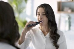 Philips Sonicare Series 3100 HX3675/15 - Elektrische Tandenborstel - Zwart & Roze - Duopack 29 Philips Sonicare Series 3100 HX3675/15 - Elektrische Tandenborstel - Zwart & Roze - Duopack -Mondverzorgings Winkel 1200x800 38