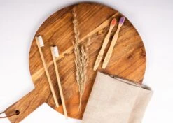 Bamboe Tandenborstel By Olive 4 St. Genummerd 100% Moso Bamboo 21 Bamboe Tandenborstel By Olive 4 St. Genummerd 100% Moso Bamboo -Mondverzorgings Winkel 1200x857 28