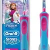 Oral B Oral-B Stages Power Kids Frozen - Elektrische Tandenborstel - 1 Handvat En 1 Opzetborstel 1 Oral B Oral-B Stages Power Kids Frozen - Elektrische Tandenborstel - 1 Handvat En 1 Opzetborstel -Mondverzorgings Winkel 882x1200